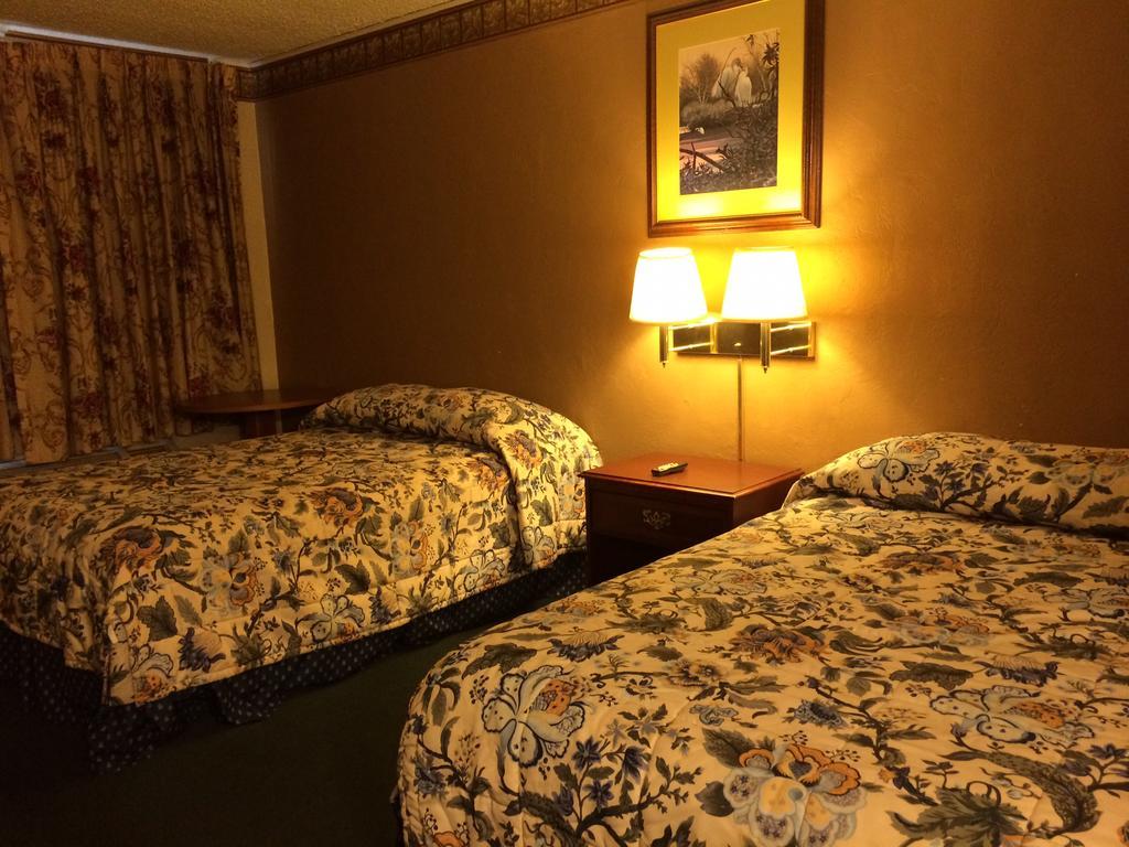 Townhouse Motel Sanger Bilik gambar