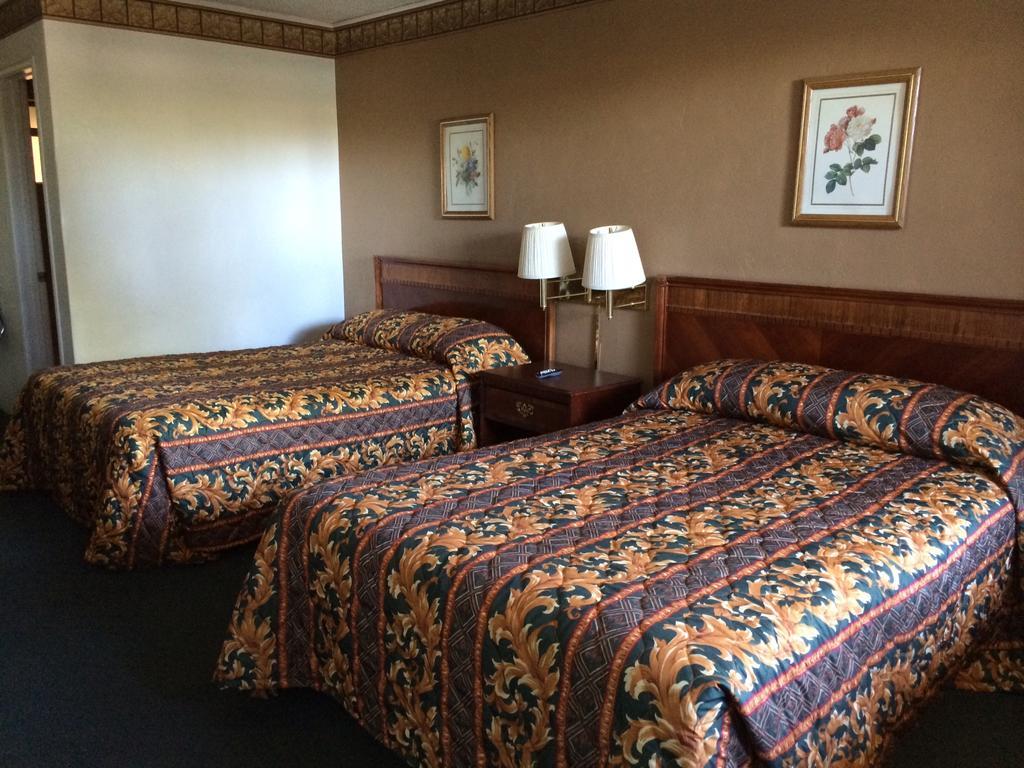 Townhouse Motel Sanger Bilik gambar